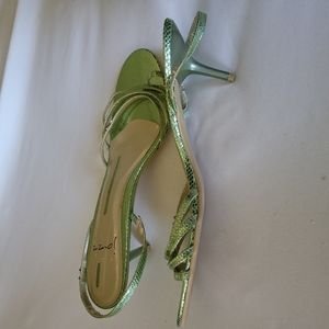 Green 10 Jazz Sandals